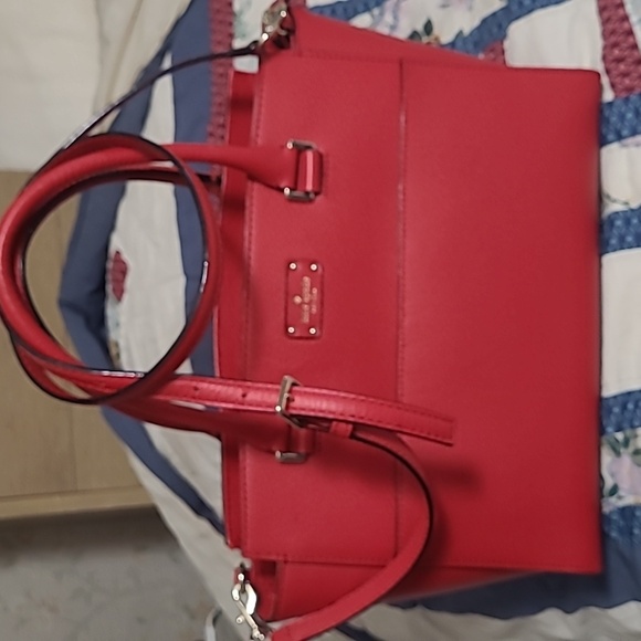 Kate Spade New York Grove Street Lana Redcarpet - Picture 5 of 8